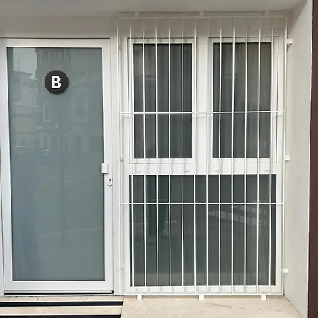 Strategic - Unlock Valencia's Best Kept Secret Apartment *
